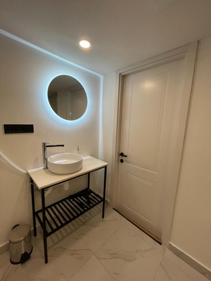 Midamo Orbeliani Apartment Tbilisi ภายนอก รูปภาพ