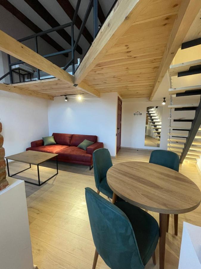 Midamo Orbeliani Apartment Tbilisi ภายนอก รูปภาพ